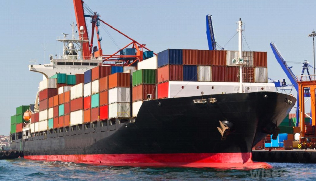 Container ship