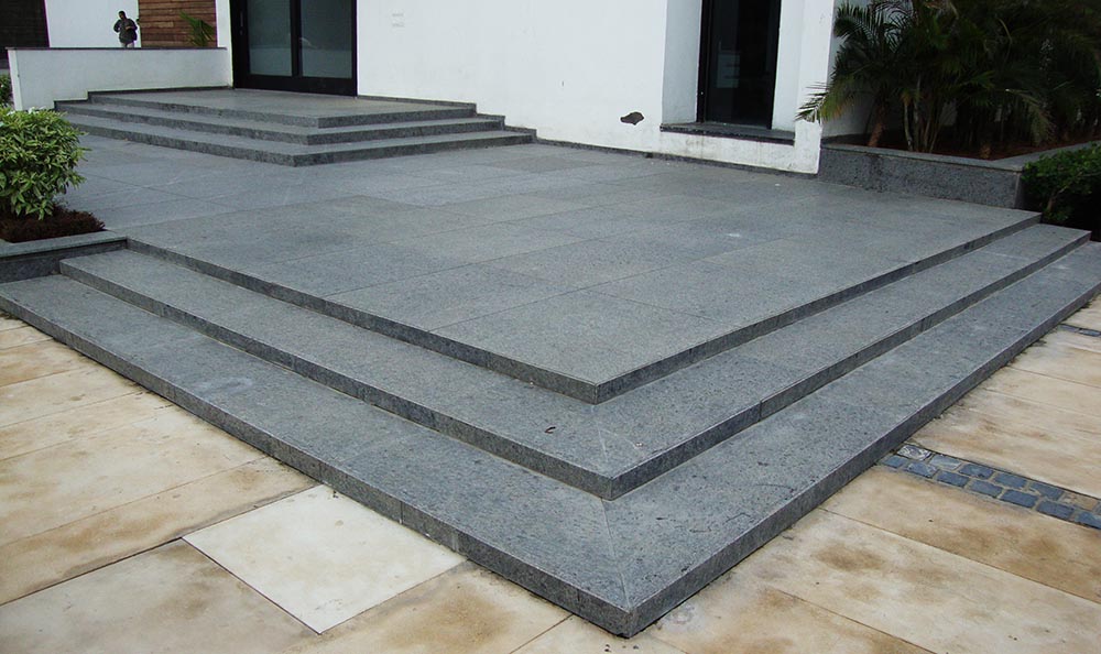  Granite floor tiles  for having a traffic friendly surface