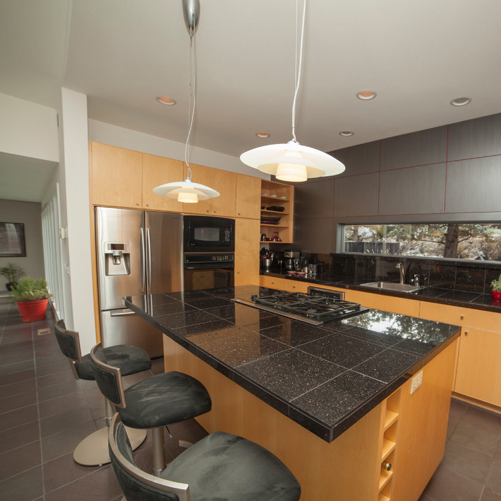 Black-galaxy-countertop