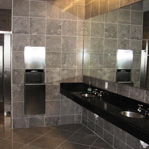 The Naturality of Granite Bathroom