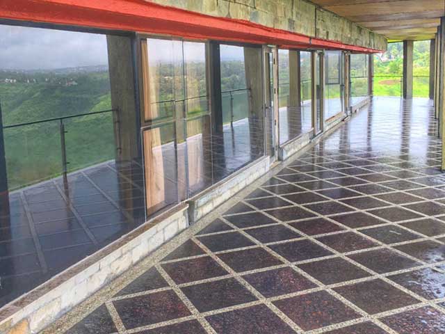 Tan brown granite outdoor flooring