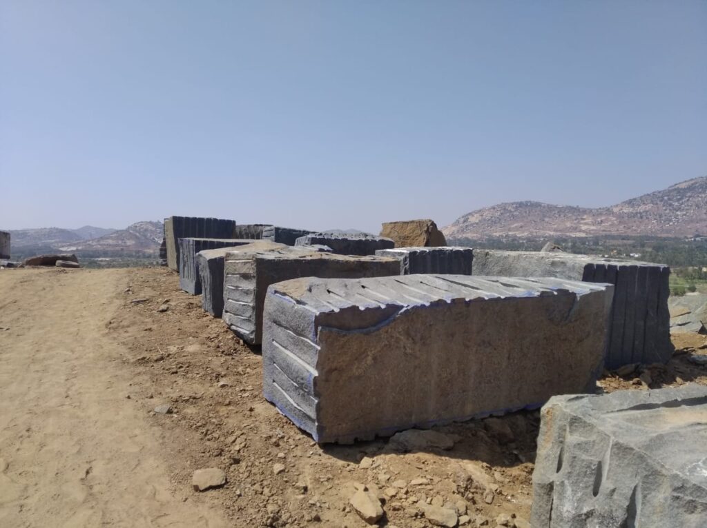 ABS black quarry