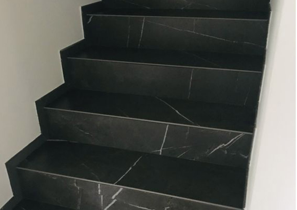 Black-Granite-Stairs_3