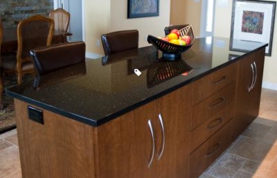 Black granite contourtop