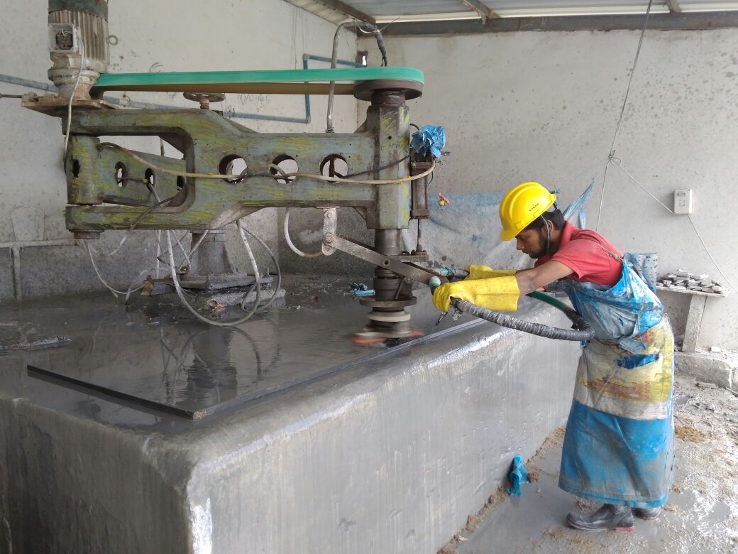 Polishing machine