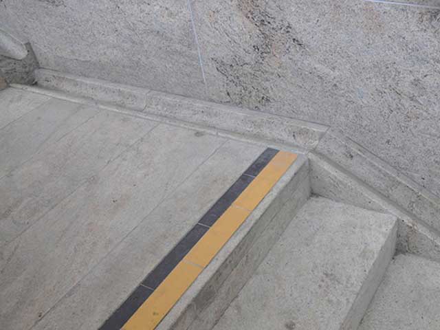 Ivory fantasy granite wall