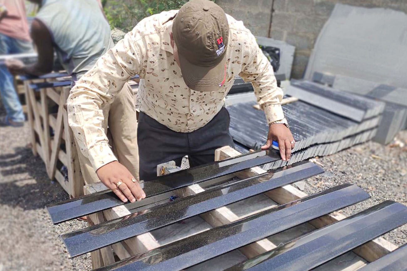 Visual inspection of thresholds